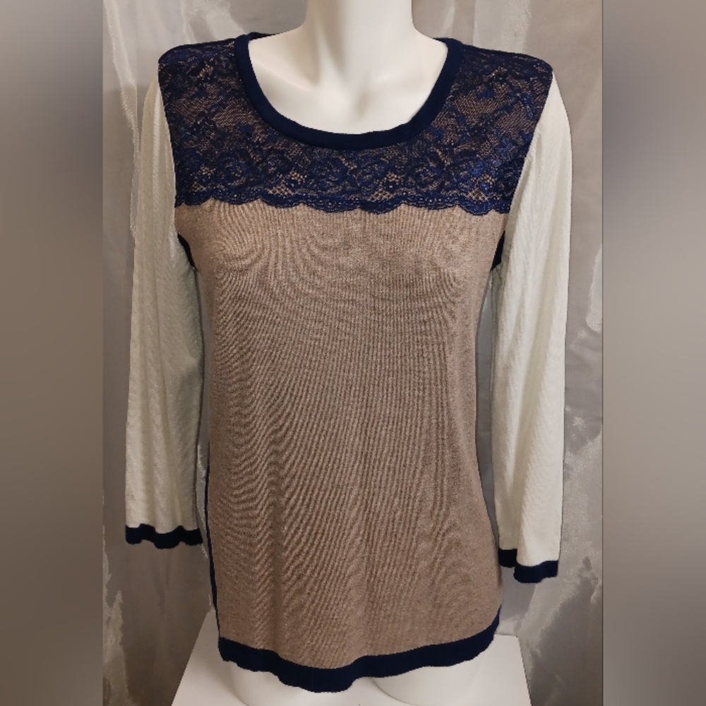 "Hannah Beury" Elegant Navy & Beige Lace, Crew Neck Sweater Sz Large